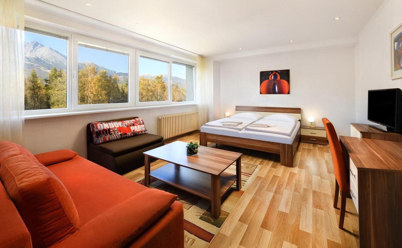 Hotel Academia Tatranská Lomnica Buitenkant foto