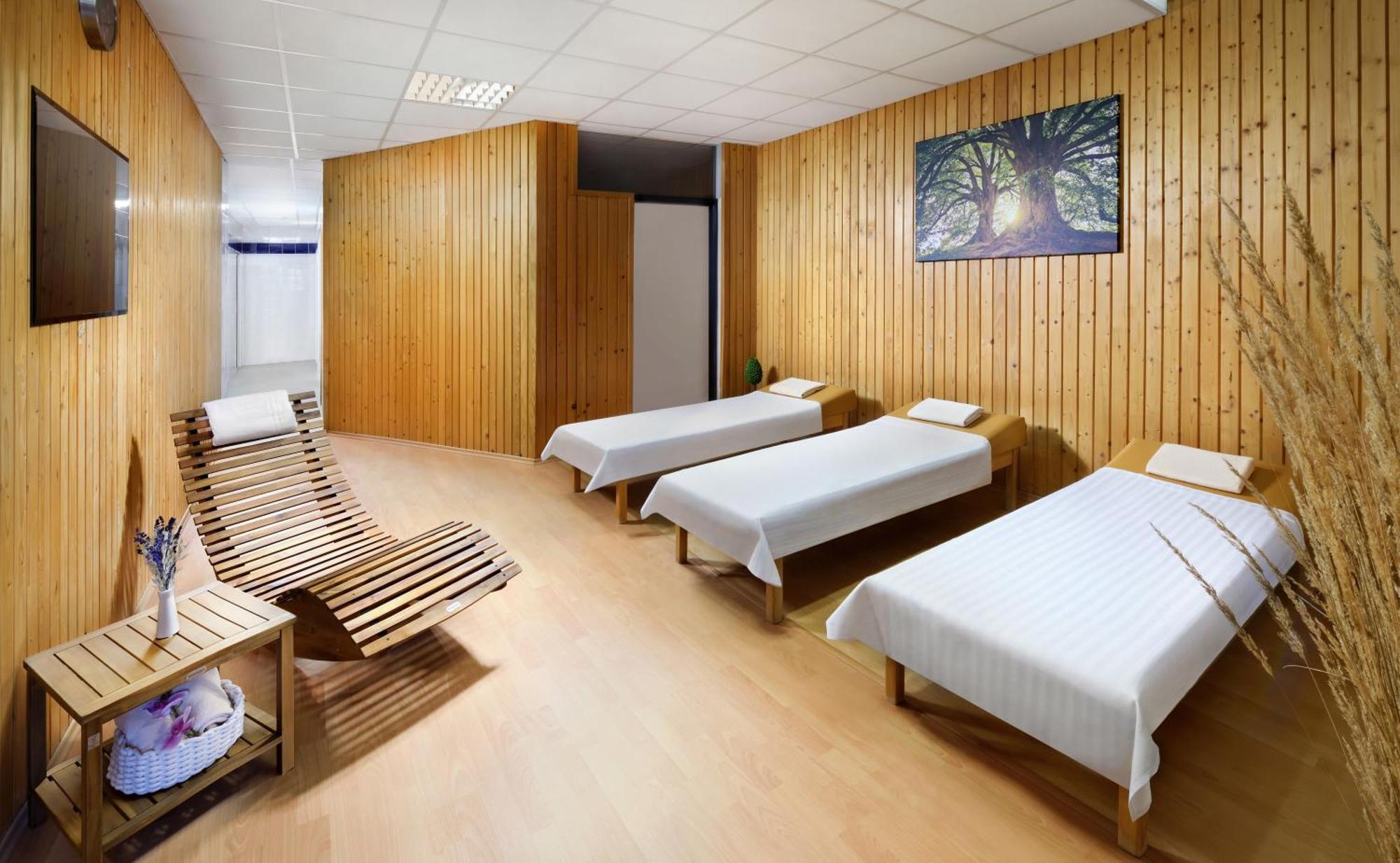 Hotel Academia Tatranská Lomnica Buitenkant foto